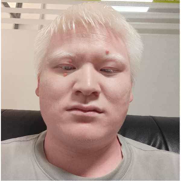 30岁岁安徽单身帅哥 - 赣州吉缘网