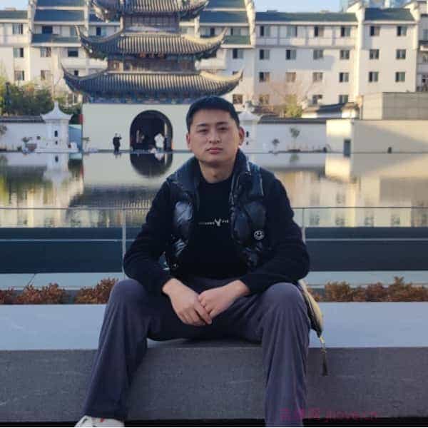 31岁岁湖北单身帅哥 - 赣州吉缘网